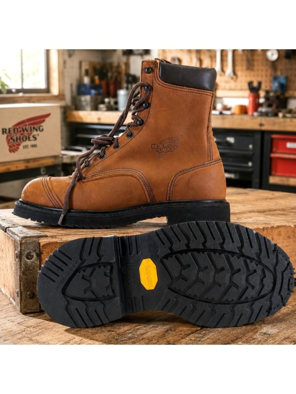Red Wing Mens Size 8.5 EE Work Boots 8" Cap Toe Vibram Sole Brown Leather Wide